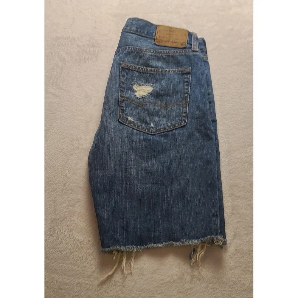 American Eagle Men's Distressed Denim Shorts Blue Ripped Repaired Raw Hem 33